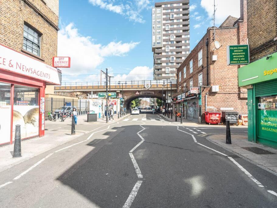 Bright & Modern 2-Bed Apartment In Vibrant East London Exterior photo